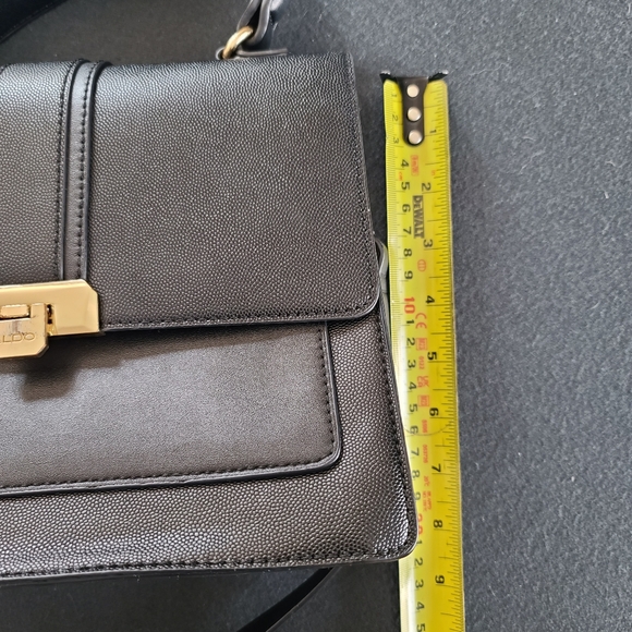 As New! Black Aldo Bag. Gold Hardware - Picture 12 of 16